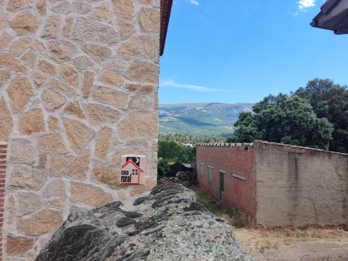Casa Rural El Pajar Navaluenga Exteriör bild